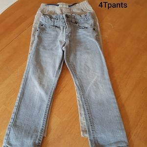Pair of 4t Jean's